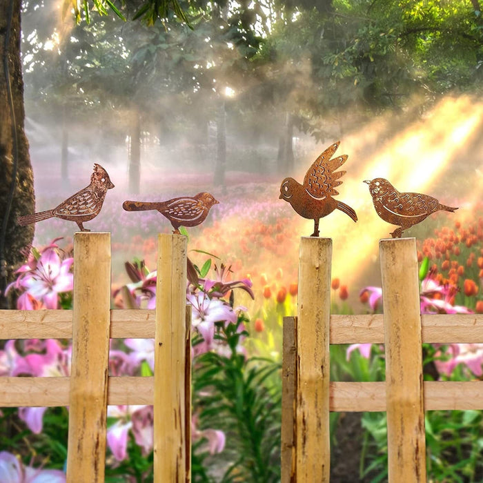 Juego de cuatro piezas de decoración de pájaros de hierro - Adorno de jardín - EL ENVÍO ESTÁ INCLUIDO EN EL PRECIO DE ESTE PRODUCTO