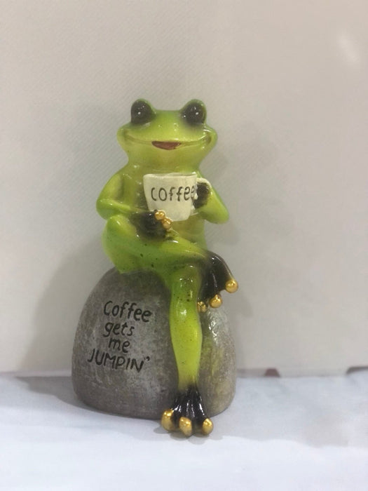 Frog Statue Figurine Garden Ornament - SHIPPING IS INCLUDED IN THE PRICE OF THIS PRODUCT