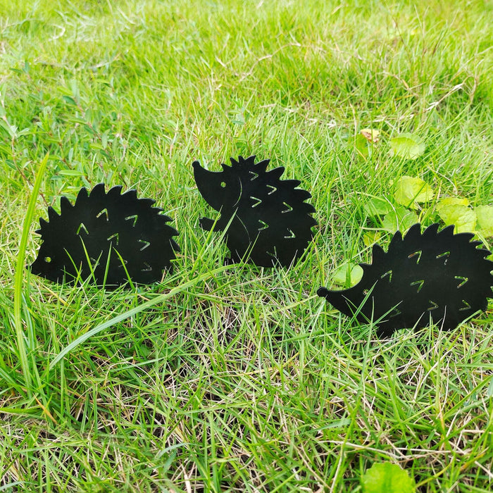 Iron Hedgehog Family  Garden Ornament -  SHIPPING IS INCLUDED IN THE PRICE OF THIS PRODUCT