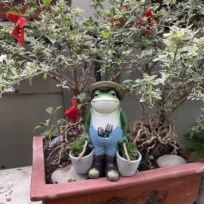 Frog Planter  - Garden Ornament -  SHIPPING IS INCLUDED IN THE PRICE OF THIS PRODUCT