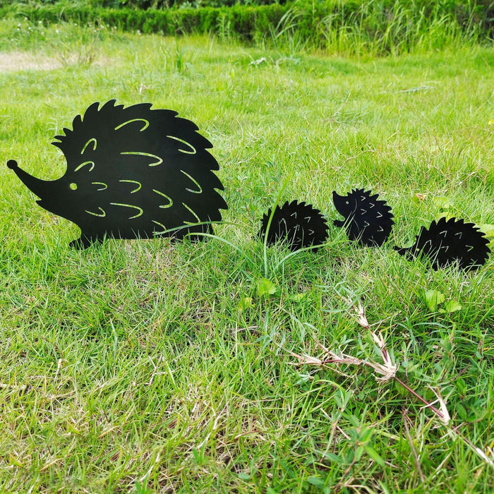 Iron Hedgehog Family  Garden Ornament -  SHIPPING IS INCLUDED IN THE PRICE OF THIS PRODUCT