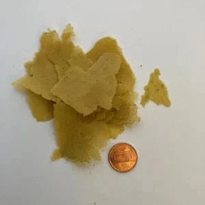 Premium Goldfish Food Flakes     2. oz