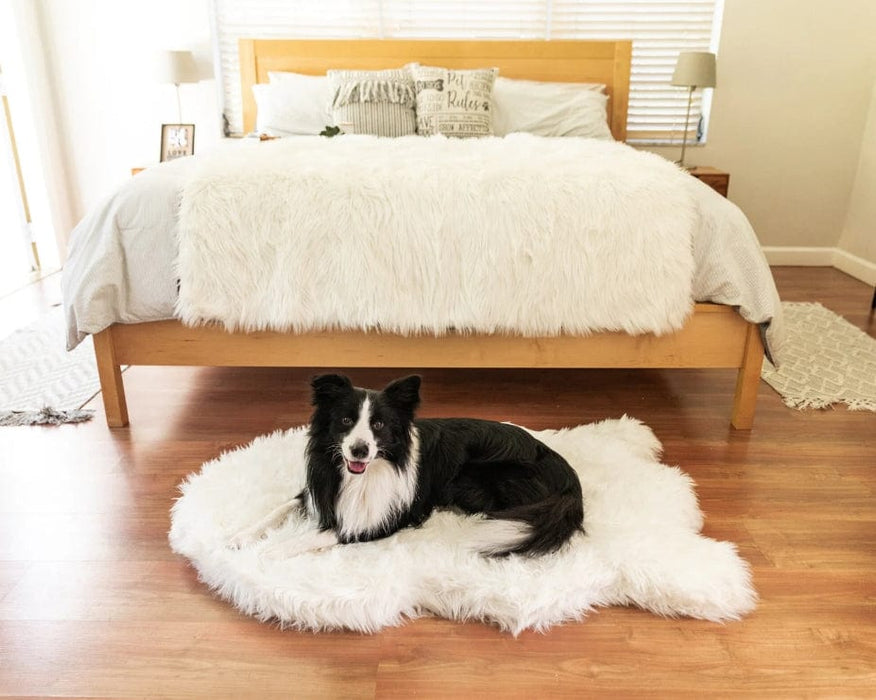 Paw PupRug Faux Fur Orthopedic Dog Bed White